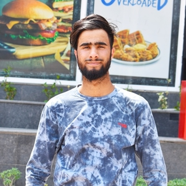 Omar - Geography Tutor - Darpora