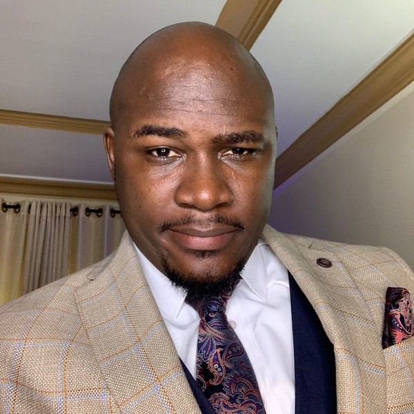 Andrew - Programming languages tutor - Lekki