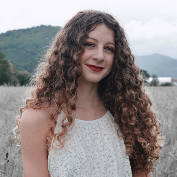 Giulia - Insegnante di francese - Giaveno