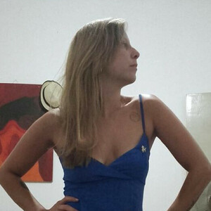 Juliana - profesor de artes plásticas - Rosario