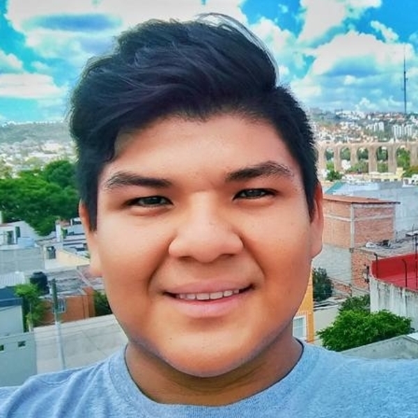 MOISES - profesor de ciencias sociales - Tuxpan