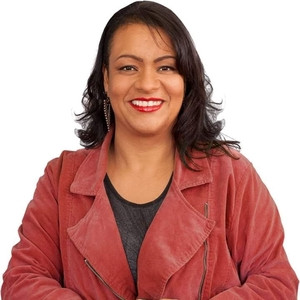Rute - Professor de marketing - Centro
