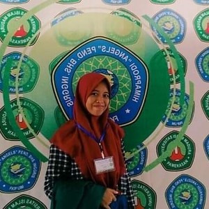Alisa - Guru bahasa inggris - Kecamatan Pamekasan