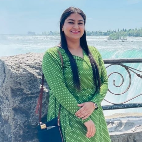 Mannatjot - Biology tutor - Brampton