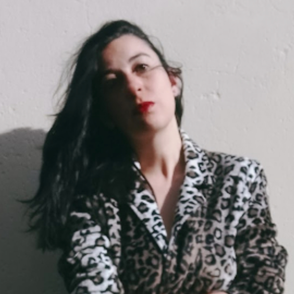 Camila - Profesor de reliure - Buenos Aires