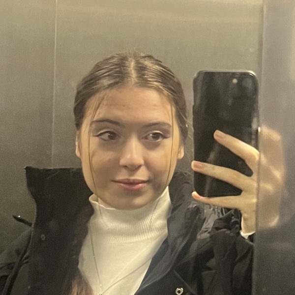 Konstantina - Maths tutor - Cardiff