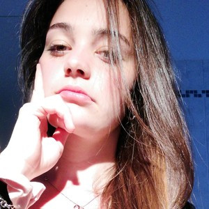 Chiara - Insegnante di aiuto compiti - Pesaro