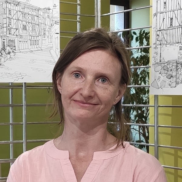 Makhneva - Prof de russe - Limoges