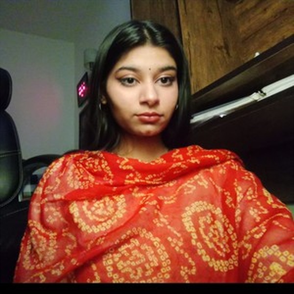 Kanika - History tutor - New Delhi