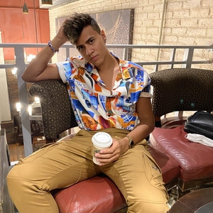 Julio - Prof de auxílio nos trabalhos de casa - Jardim Redentor