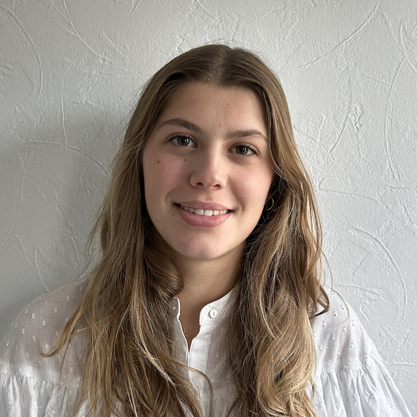 Capucine - Prof d'aide aux devoirs - Courbevoie
