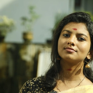 Anna - Art and design tutor - 