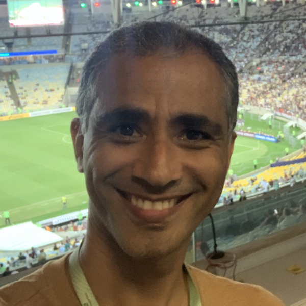Ricardo - Professor de português para estrangeiros - Olaria