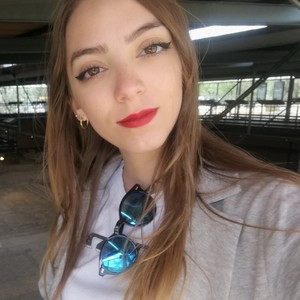 Blanca - profesor de historia - Madrid