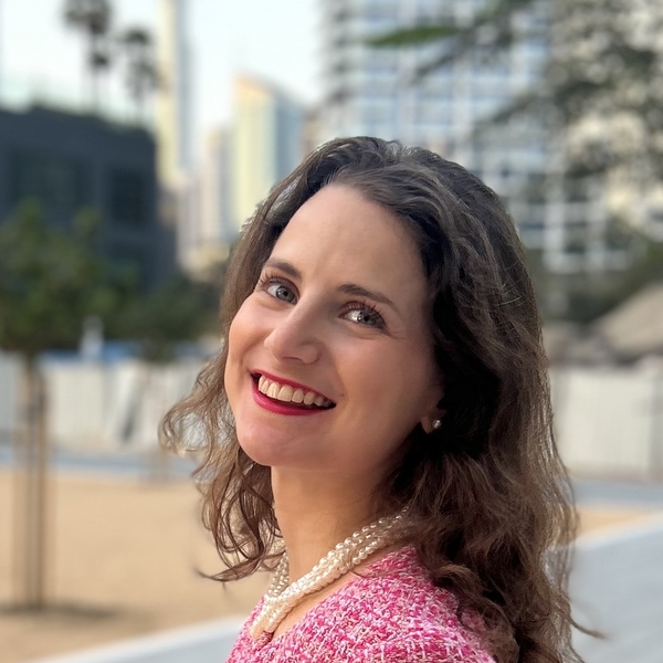 Marie - Prof de marketing - Paris 17e