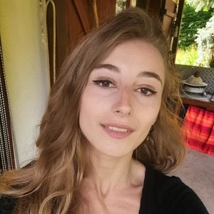 Noémie - Prof d'arts appliqués - Lamorlaye