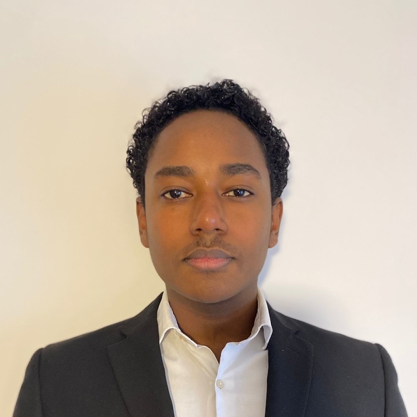 Theo - Prof de maths - Paris 13e