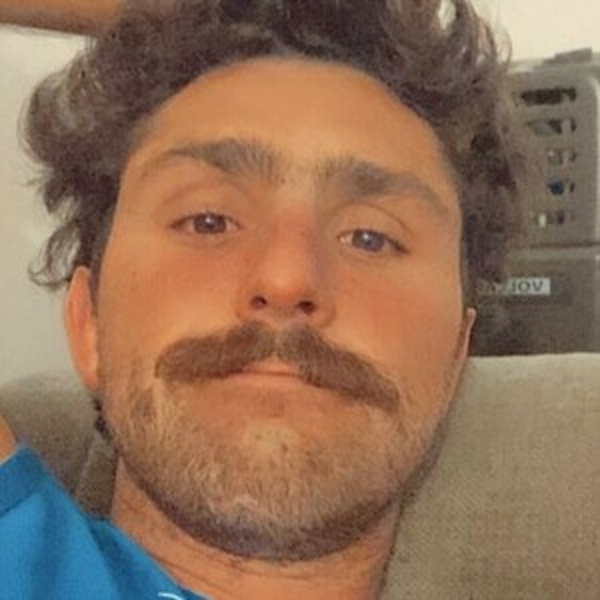 Manuel - profesor de medicina - ADZ