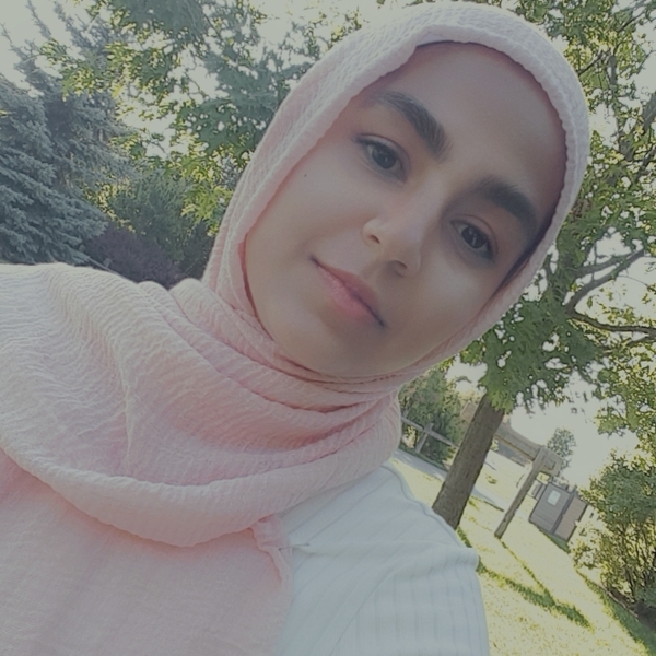 Kinza - Math tutor - Toronto