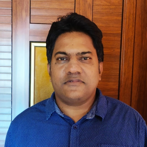 Rajeev - Physics tutor - Largo