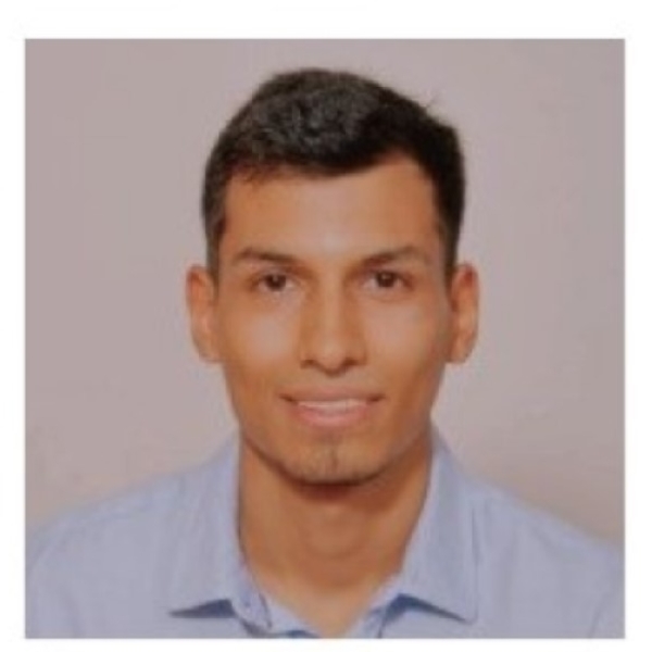 Daniel - Profesor de biología - Madrid