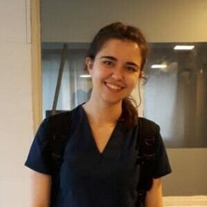 Mariana - profesor de biología - Monte Grande