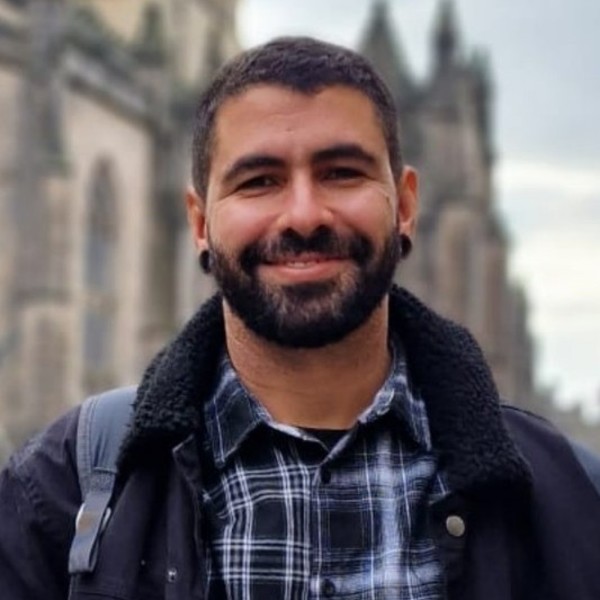 Thiago - Prof de programação - Montijo