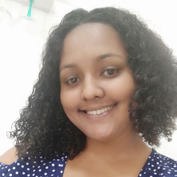 Daniela - Prof de filosofia - 