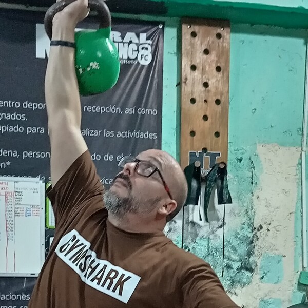 Alonso - profesor de anatomía - Veracruz