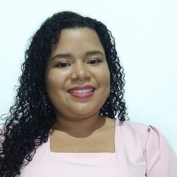 Julissa - tutor académico - 