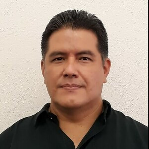 JULIO CESAR - prof de Matemáticas - 