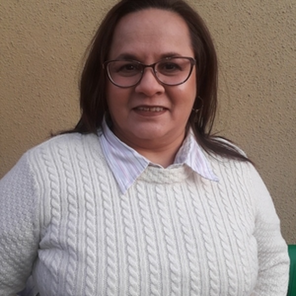 Evelyne - Profesor de español y literatura - Santiago