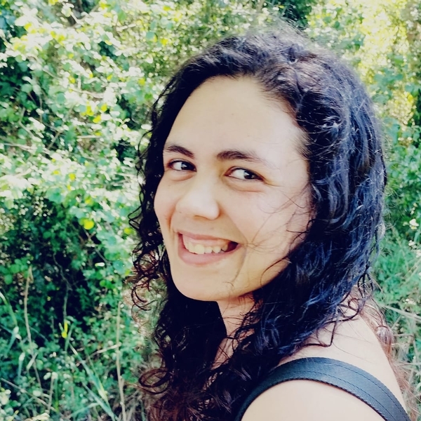 Ana - Professor de auxílio para alunos com autismo - Aveiro