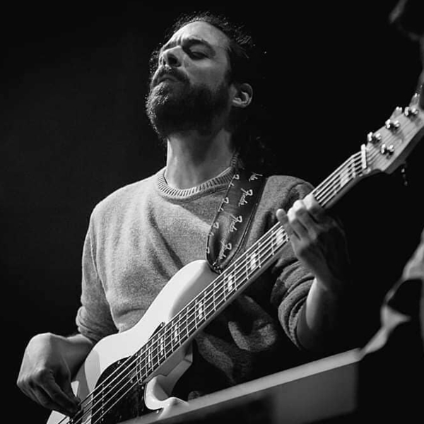 Pablo - Profe de bajo - 