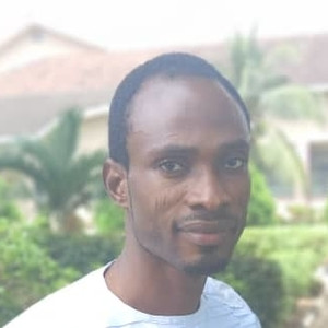 Obafemi - English tutor - Akure