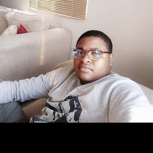 LWANDILE - English tutor - Gqeberha