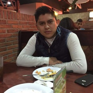 Juan Eduardo - Profesor de informática - León