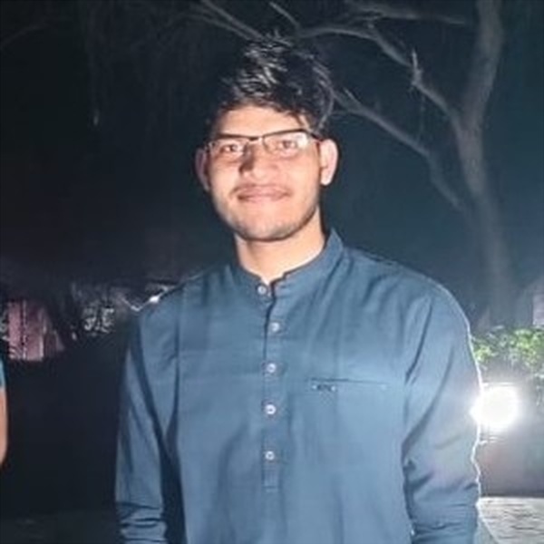 Rohit - Geography tutor - New Delhi
