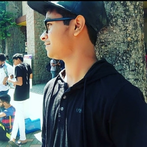 Lee - Physics tutor - Visakhapatnam