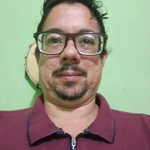 Charles - Professor de Filosofia - 