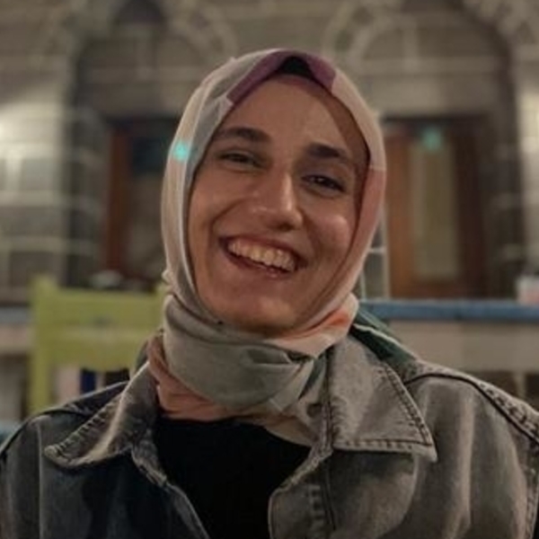Nurşen - Matematik öğretmeni - Osmaniye
