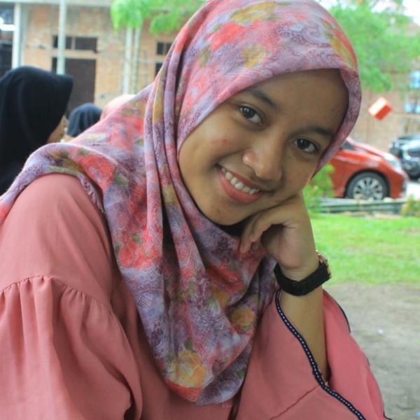 Titik - Guru ekonomi - 