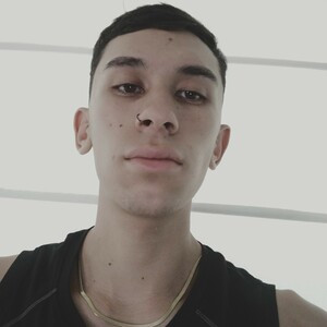 Julian Yael - profesor de entrenamiento personal - 
