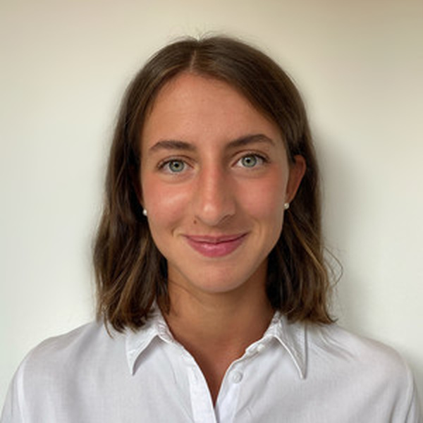 Carolina - Prof d'histoire - géo - Grenoble