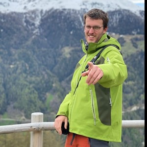 Tom - Prof de premiers secours - 