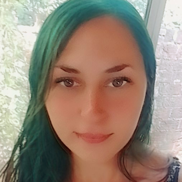 Tania - Profe de inglés - Claypole
