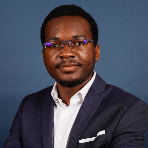 Megane - Prof d'initiation informatique - Paris