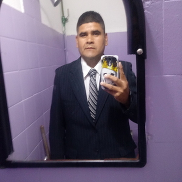 Federico - profesor de enfermería - Salta