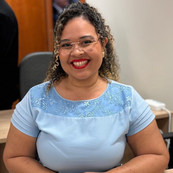 Emilly - Professor de matemática - Tabatinga (Amazonas)