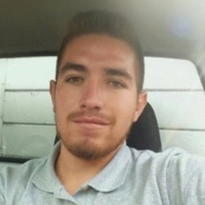 Carlos - Profesor de informática básica - 